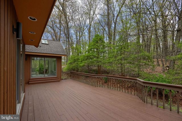 9 WYNDHAM HILL DR, Reading, PA 19606