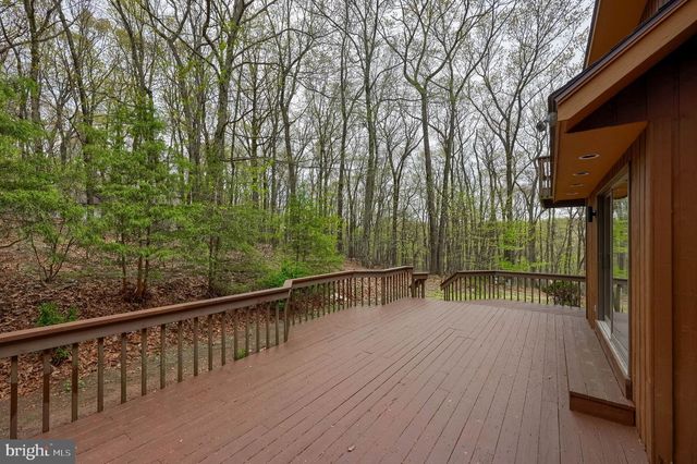 9 WYNDHAM HILL DR, Reading, PA 19606