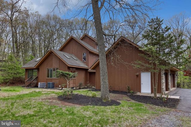 9 WYNDHAM HILL DR, Reading, PA 19606