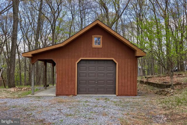 9 WYNDHAM HILL DR, Reading, PA 19606