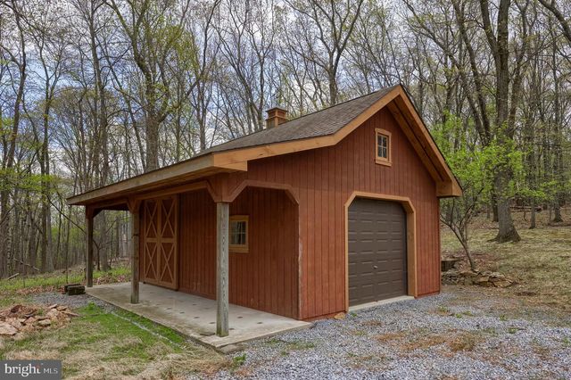 9 WYNDHAM HILL DR, Reading, PA 19606