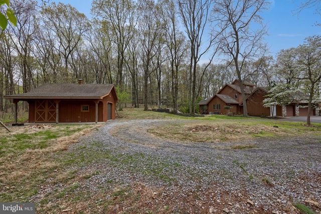 9 WYNDHAM HILL DR, Reading, PA 19606