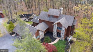 9 WYNDHAM HILL DR, Reading, PA 19606