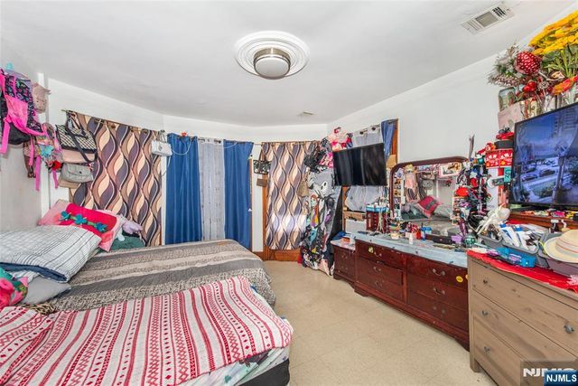 247 Hope Avenue, Passaic, NJ 07055