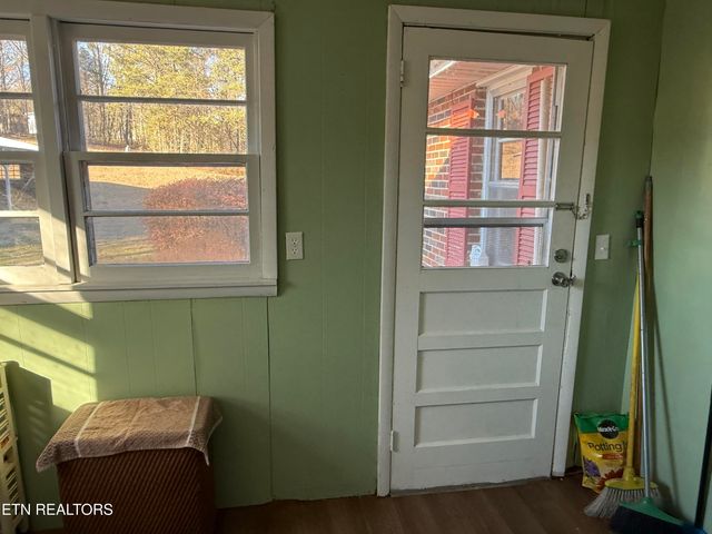 103 Ratledge Rd, Sweetwater, TN 37874