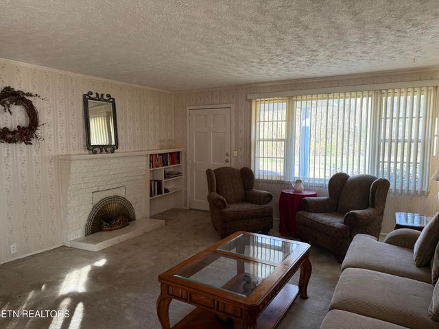 103 Ratledge Rd, Sweetwater, TN 37874