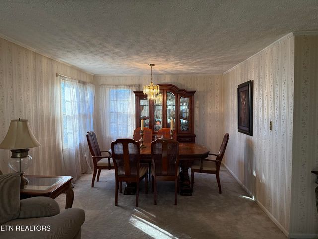 103 Ratledge Rd, Sweetwater, TN 37874