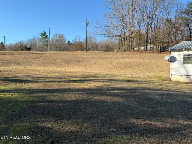 103 Ratledge Rd, Sweetwater, TN 37874