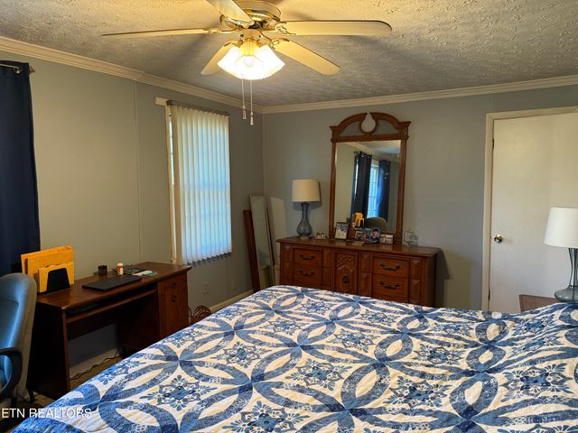 103 Ratledge Rd, Sweetwater, TN 37874