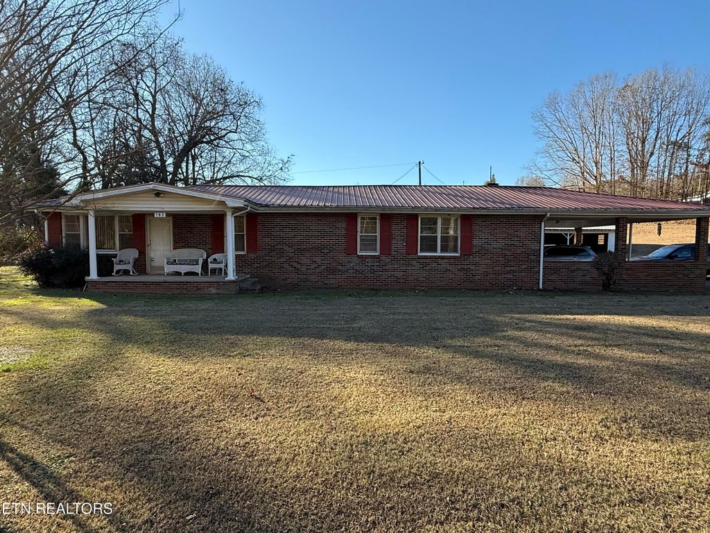 103 Ratledge Rd, Sweetwater, TN 37874