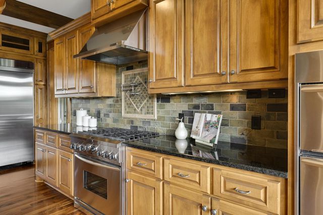 7870 Bent Tree Circle, Prior Lake, MN 55372