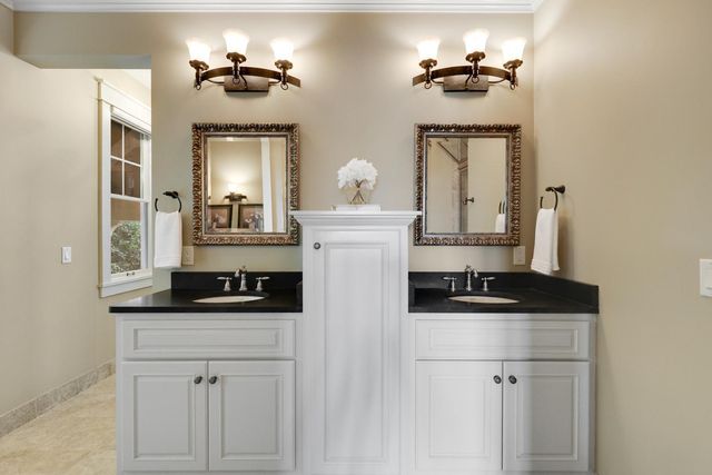 7870 Bent Tree Circle, Prior Lake, MN 55372