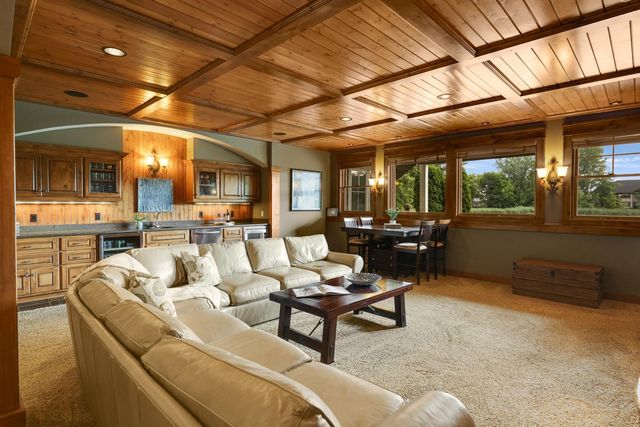 7870 Bent Tree Circle, Prior Lake, MN 55372