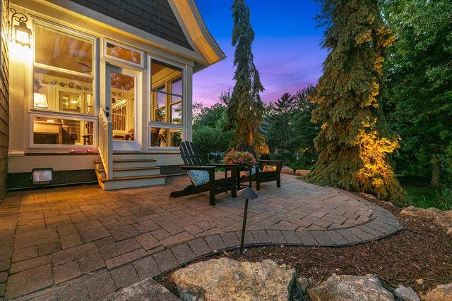 7870 Bent Tree Circle, Prior Lake, MN 55372