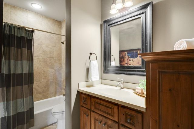 7870 Bent Tree Circle, Prior Lake, MN 55372