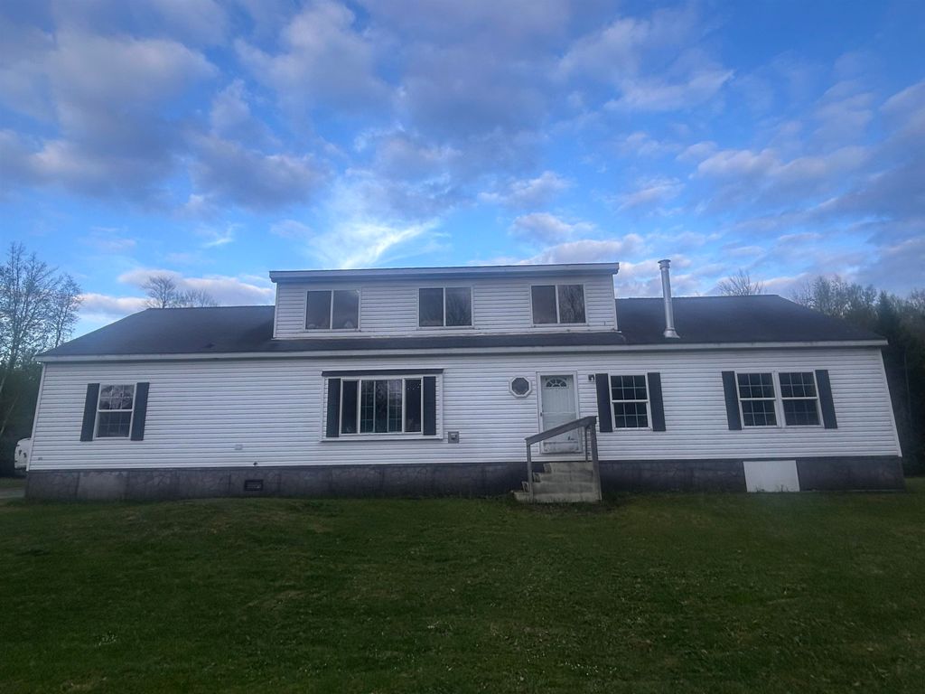 182 Frank's Way, Middlesex, VT 05602