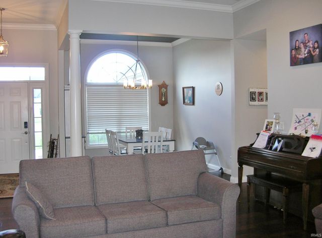 2966 Hannah Court, Newburgh, IN 47630