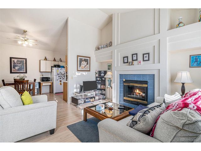 1079 S Walden Way 217, Aurora, CO 80017