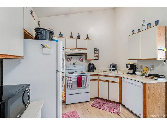 1079 S Walden Way 217, Aurora, CO 80017
