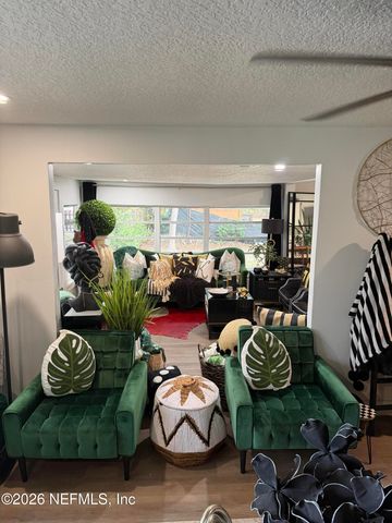 1546 PALMDALE Street, Jacksonville, FL 32208