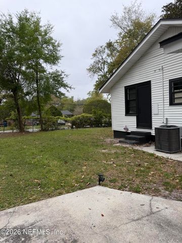 1546 PALMDALE Street, Jacksonville, FL 32208