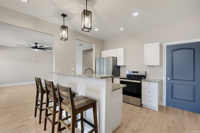 722 GROSVENOR, San Antonio, TX 78221