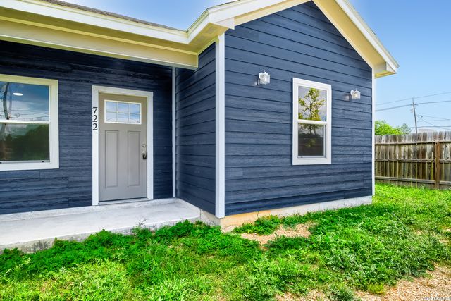 722 GROSVENOR, San Antonio, TX 78221
