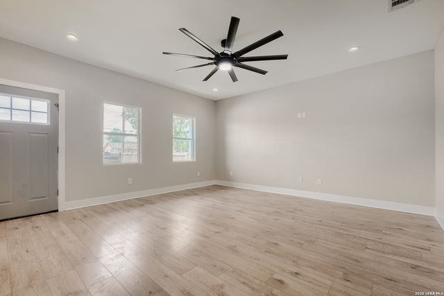 722 GROSVENOR, San Antonio, TX 78221