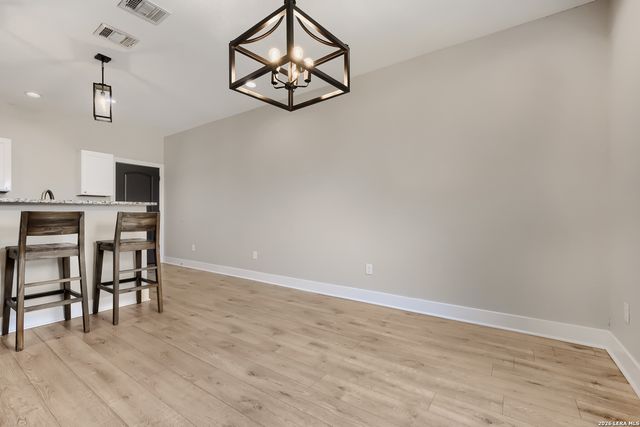 722 GROSVENOR, San Antonio, TX 78221