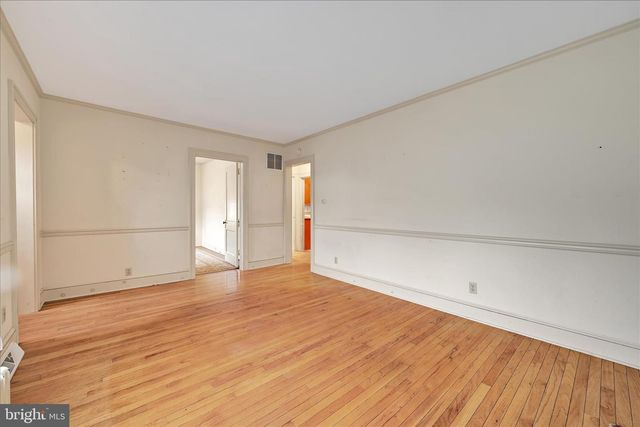 100 N GUTHRIESVILLE RD, Downingtown, PA 19335