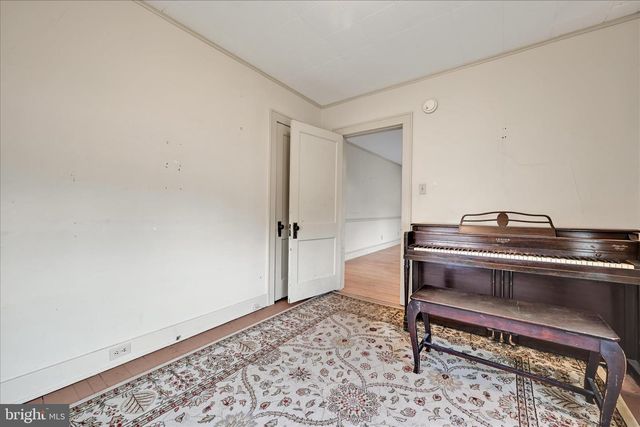 100 N GUTHRIESVILLE RD, Downingtown, PA 19335