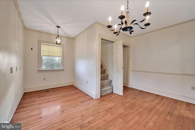 100 N GUTHRIESVILLE RD, Downingtown, PA 19335