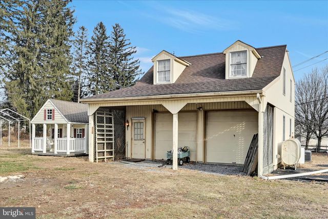 100 N GUTHRIESVILLE RD, Downingtown, PA 19335