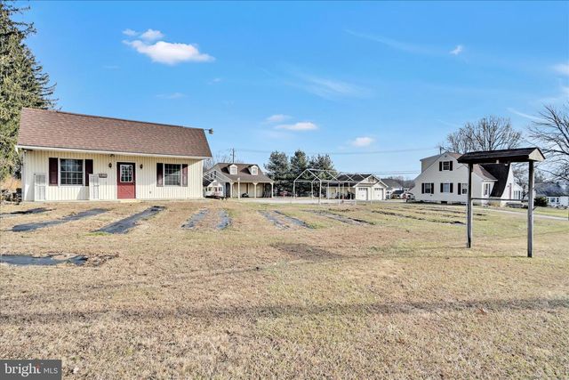 100 N GUTHRIESVILLE RD, Downingtown, PA 19335