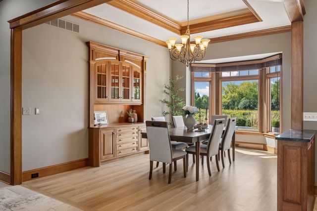 130 Bergamot Drive, Medina, MN 55340