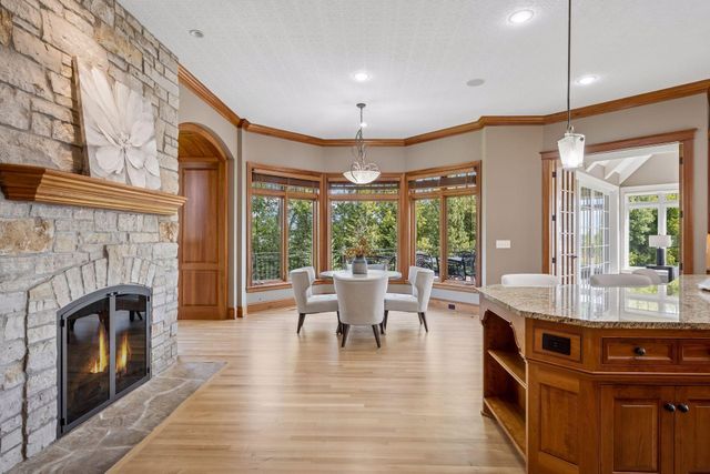 130 Bergamot Drive, Medina, MN 55340