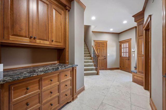 130 Bergamot Drive, Medina, MN 55340