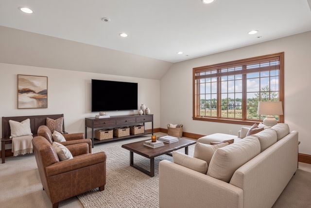 130 Bergamot Drive, Medina, MN 55340