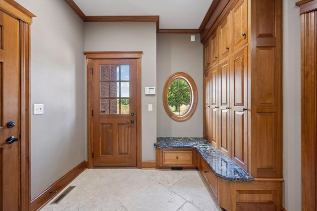 130 Bergamot Drive, Medina, MN 55340