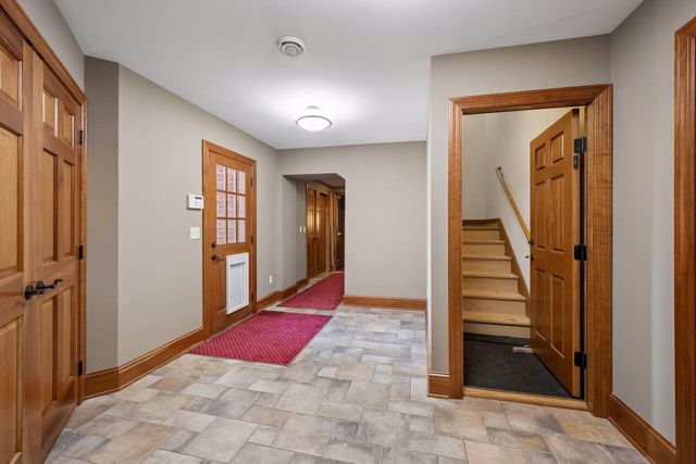 130 Bergamot Drive, Medina, MN 55340