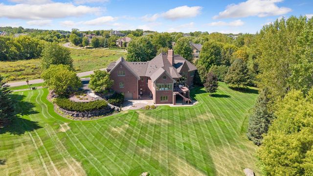 130 Bergamot Drive, Medina, MN 55340