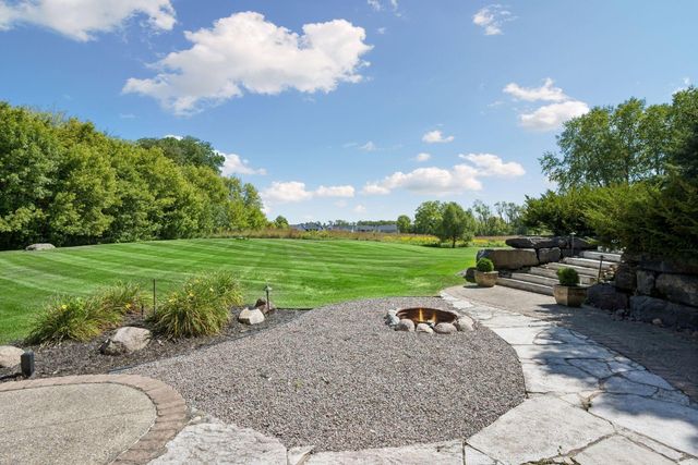 130 Bergamot Drive, Medina, MN 55340