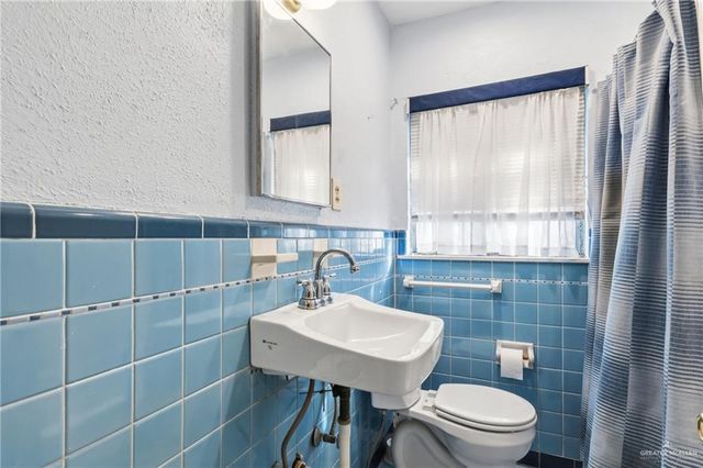 1016 Country Club Drive, Mission, TX 78572