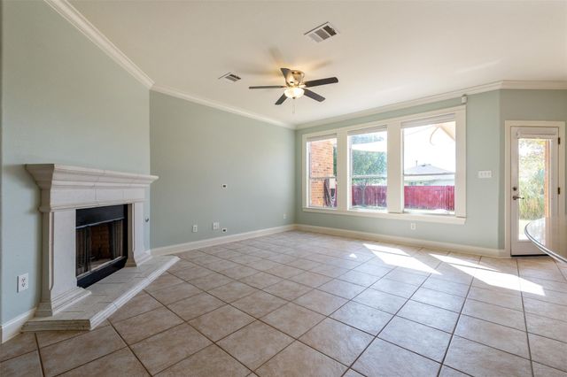 18617 Dry Pond DR, Pflugerville, TX 78660