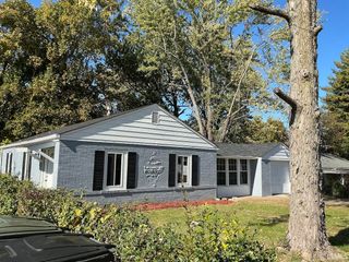 423 S Kenmore Drive, Evansville, IN 47714