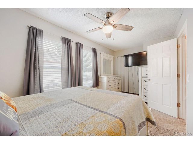 19073 E 16th Ave, Aurora, CO 80011