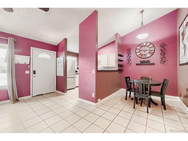 19073 E 16th Ave, Aurora, CO 80011