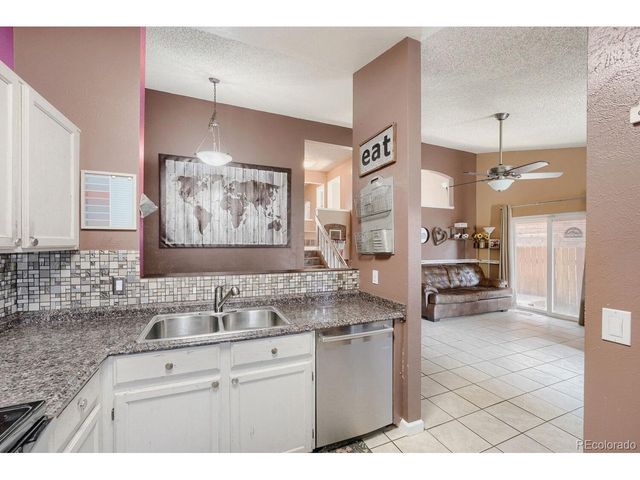 19073 E 16th Ave, Aurora, CO 80011