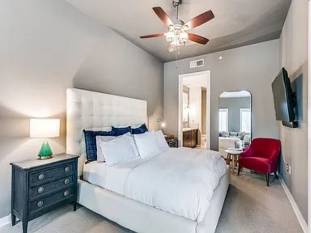 2950 Mckinney Avenue 211, Dallas, TX 75204