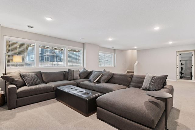 5562 Zircon Lane N, Plymouth, MN 55446